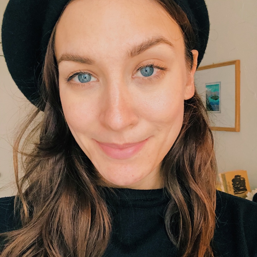 Meet your Posher, Emily